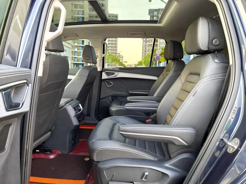 Talagon 揽境 2023款 380 TSI 四驱R-Line拓境版