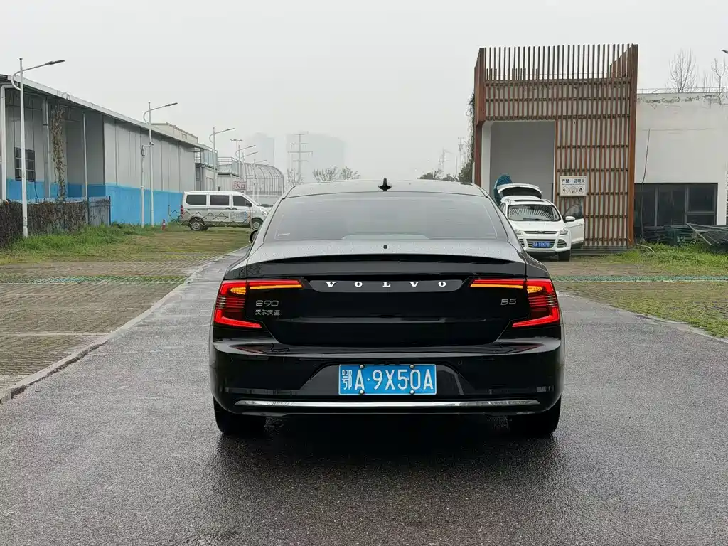 Volvo S90 B5 Smart Ease Luxury