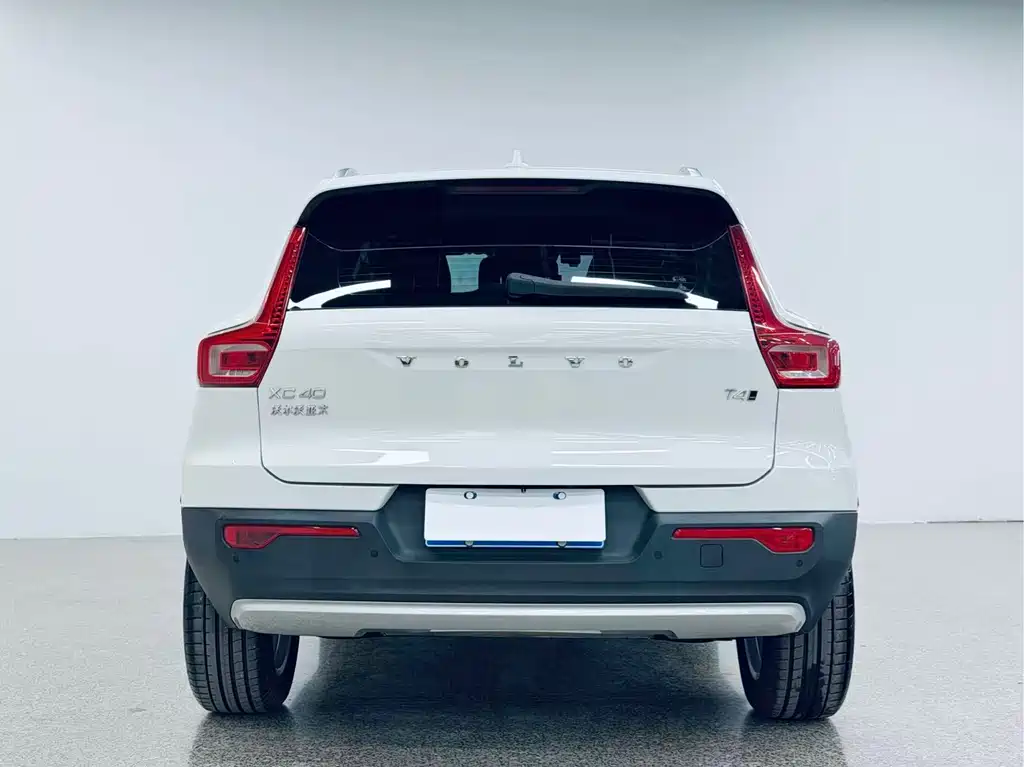 Volvo XC40 T4 4 WD Smart Travel Fashion