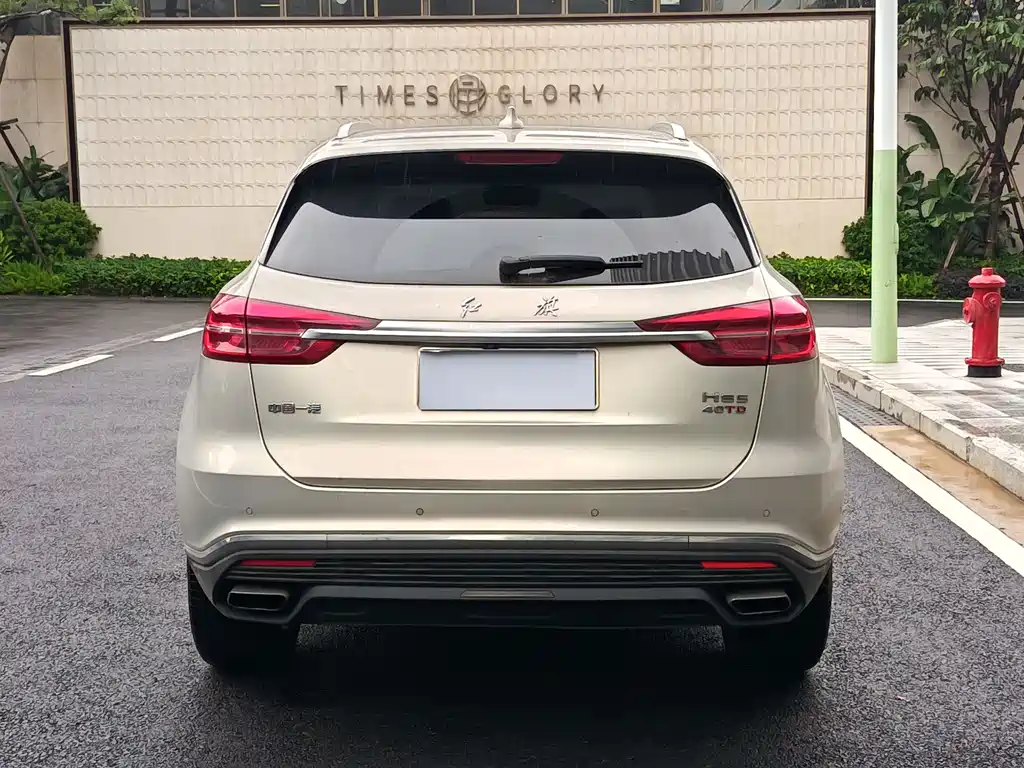 Hongqi HS5 2.0 T Connected Flagship Enjoyment 4 WD