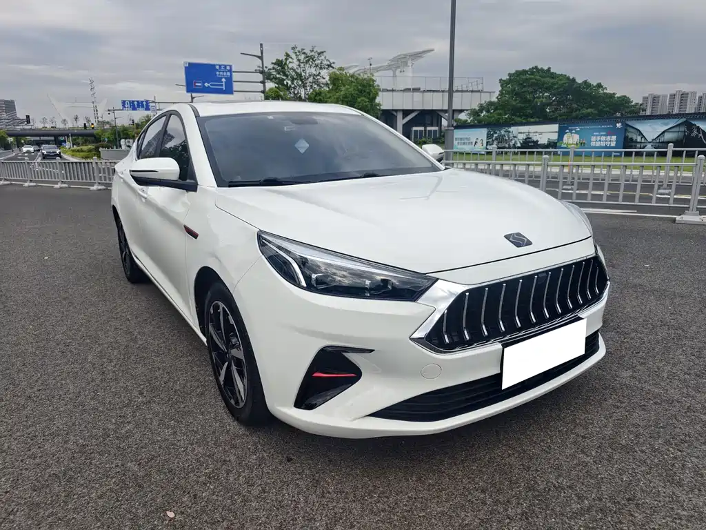 Sehol A5 1.5 T CVT Distinguished Connected
