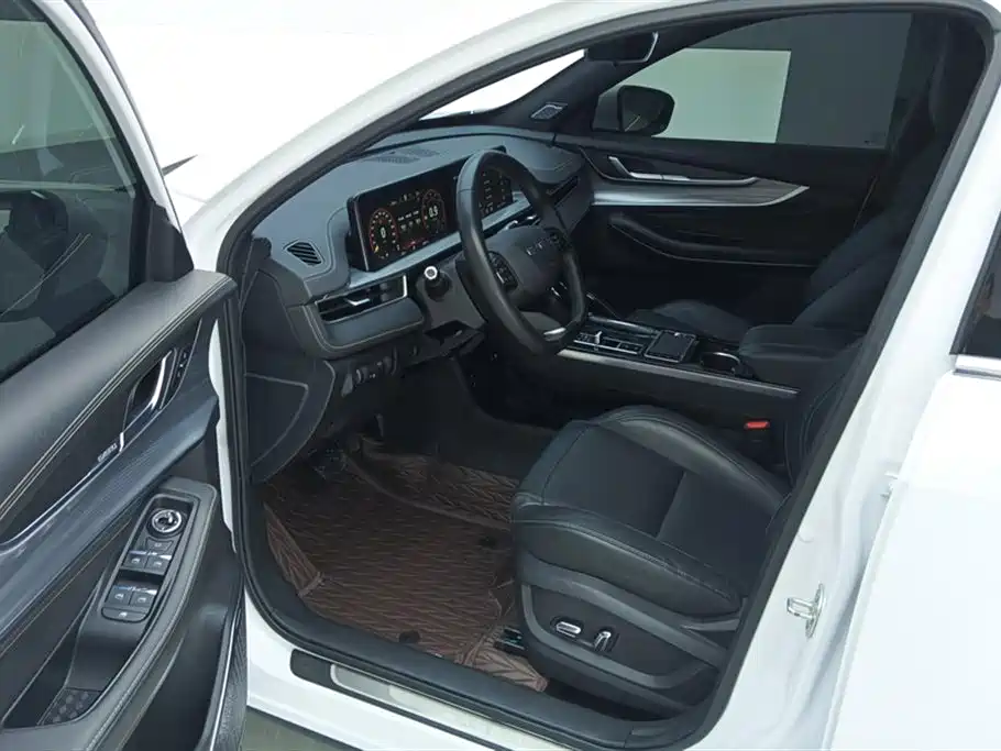 Exeed Zhuifeng 1.6 T DCT Ride Wind
