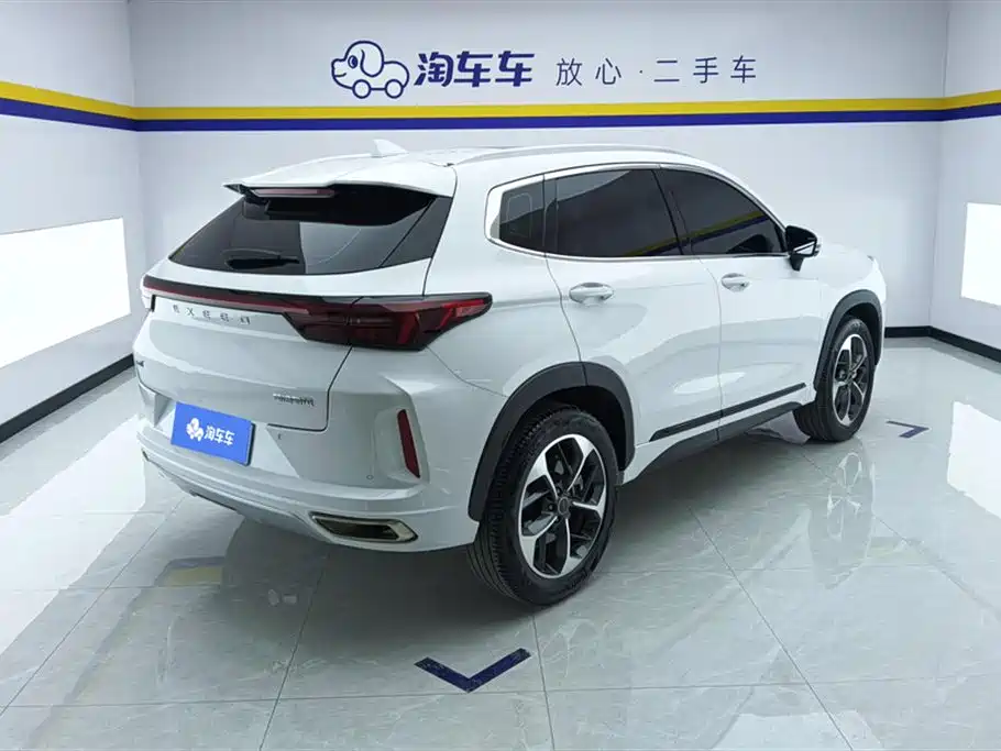 Exeed Zhuifeng 1.6 T DCT Ride Wind