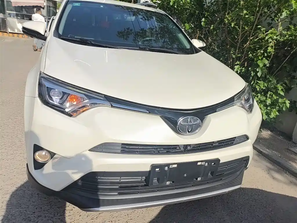 RAV4 2.0 L CVT 2 WD Smart Style CN-V