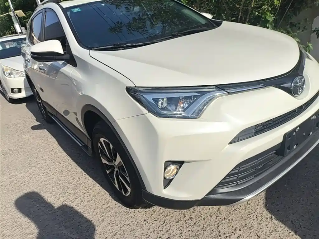 RAV4 2.0 L CVT 2 WD Smart Style CN-V