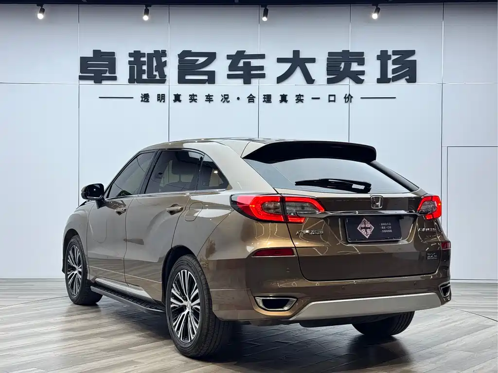 Avancier 370 TURBO 2 WD Luxury