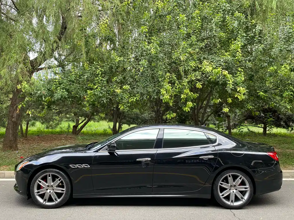 Quattroporte 3.0 T Standard