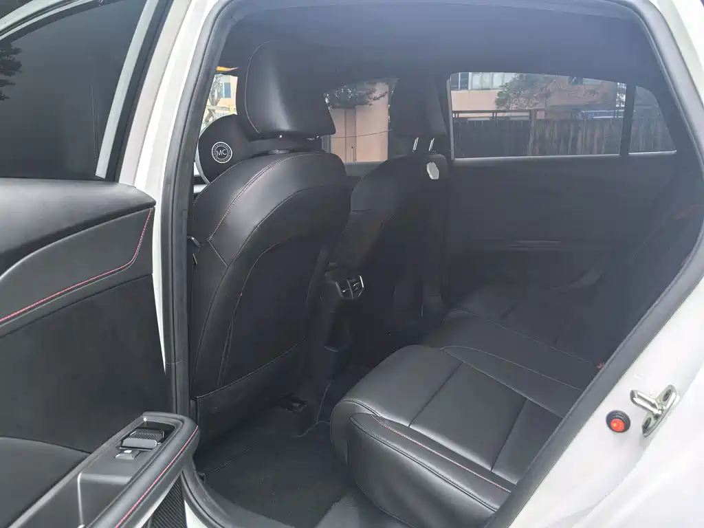 MG5 300 TGI Global Flagship
