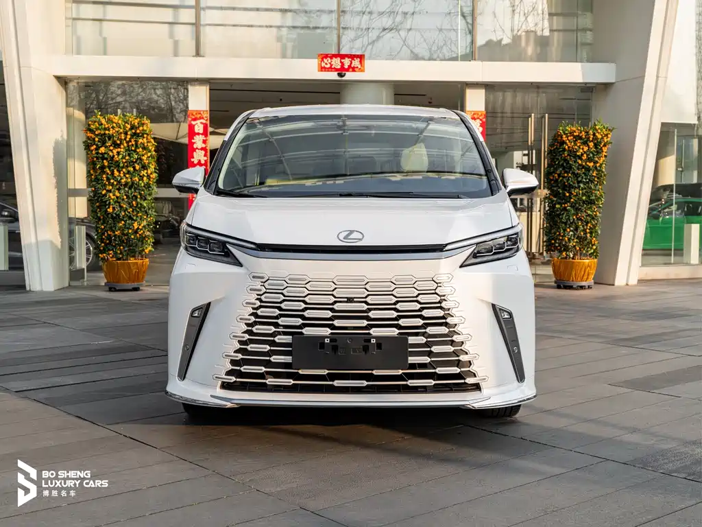 Lexus LM 350 h 7-seat Elegant