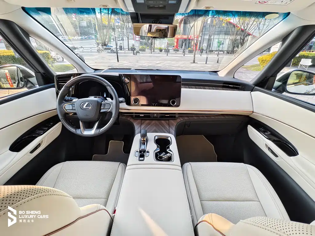 Lexus LM 350 h 7-seat Elegant
