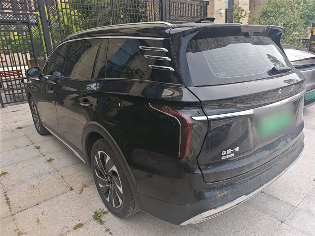 Hongqi HS7 PHEV 2.0 T PHEV 4 WD Flagship Smooth 7-seat