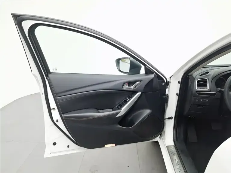 Mazda Atenza 2.5 L Blue Sky Sport