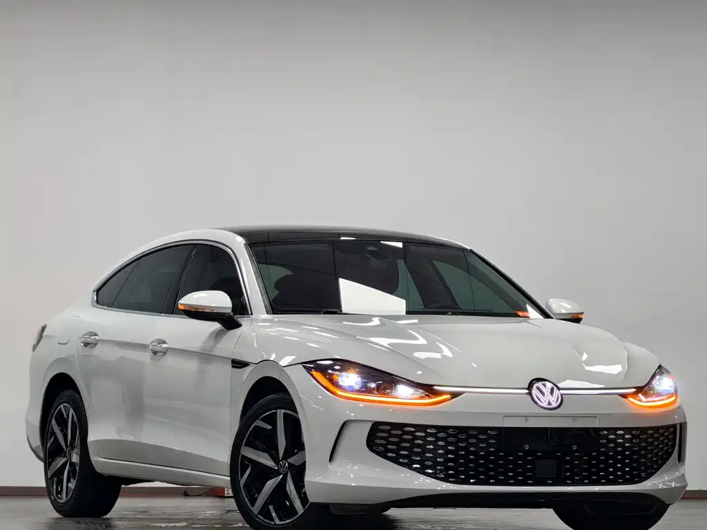 Lamando Lamando L 280 TSI DSG Spicy Cool