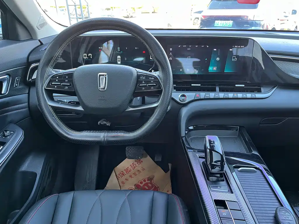 Besturn T55 奔腾T55 2021款 1.5 T 自动乐活·豪华版