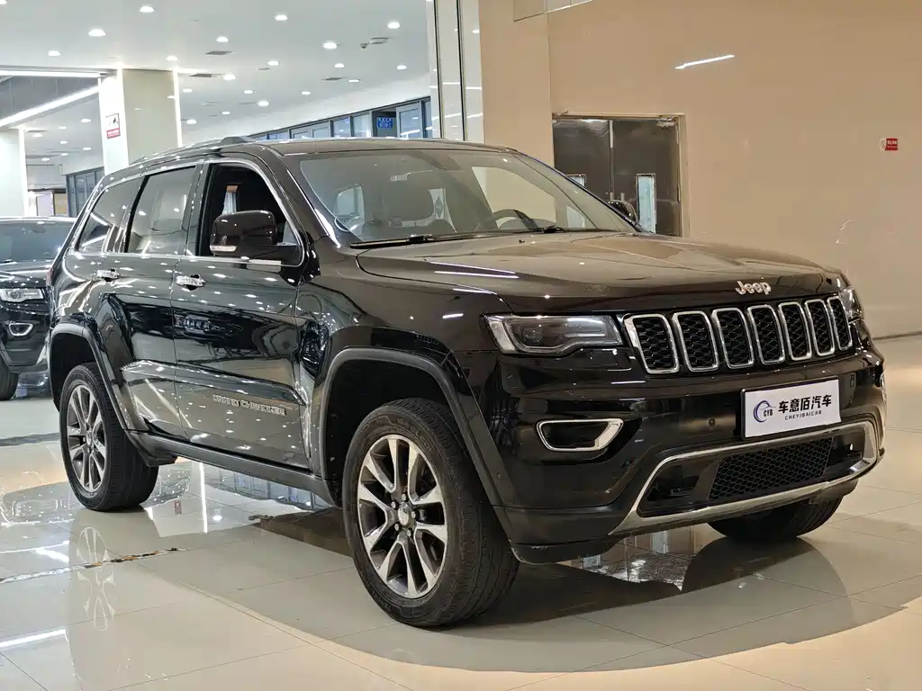 Grand Cherokee (Import) 3.0 L Elite Navigation