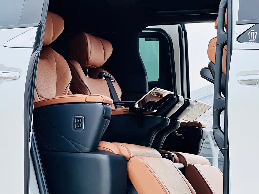 Vellfire Crown Dual Engine 2.5 L Supreme Executive