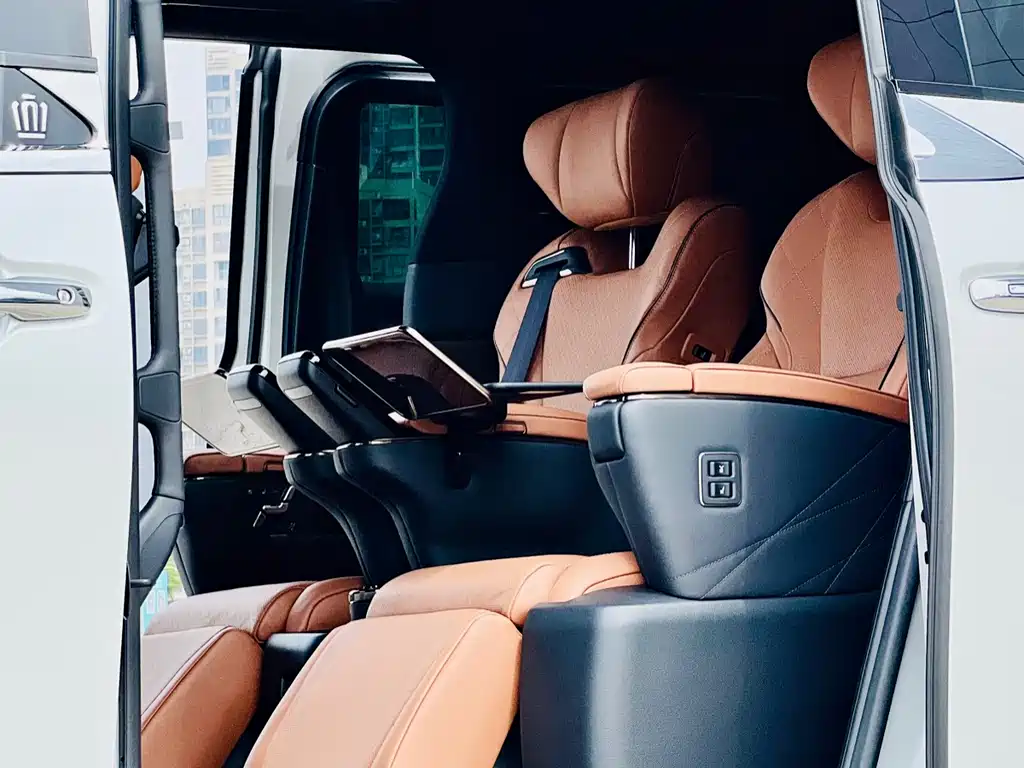 Vellfire Crown Dual Engine 2.5 L Supreme Executive