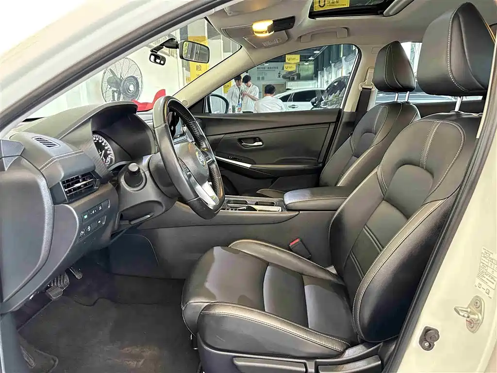 Sylphy Facelift 1.6 L XL CVT Joy