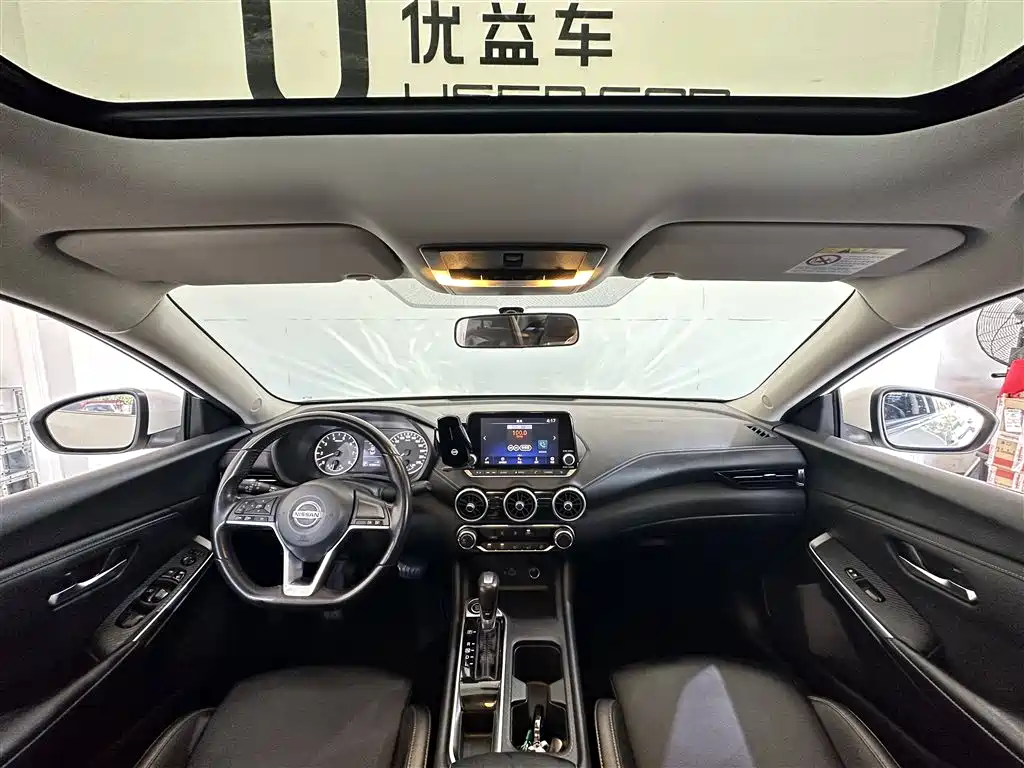 Sylphy Facelift 1.6 L XL CVT Joy