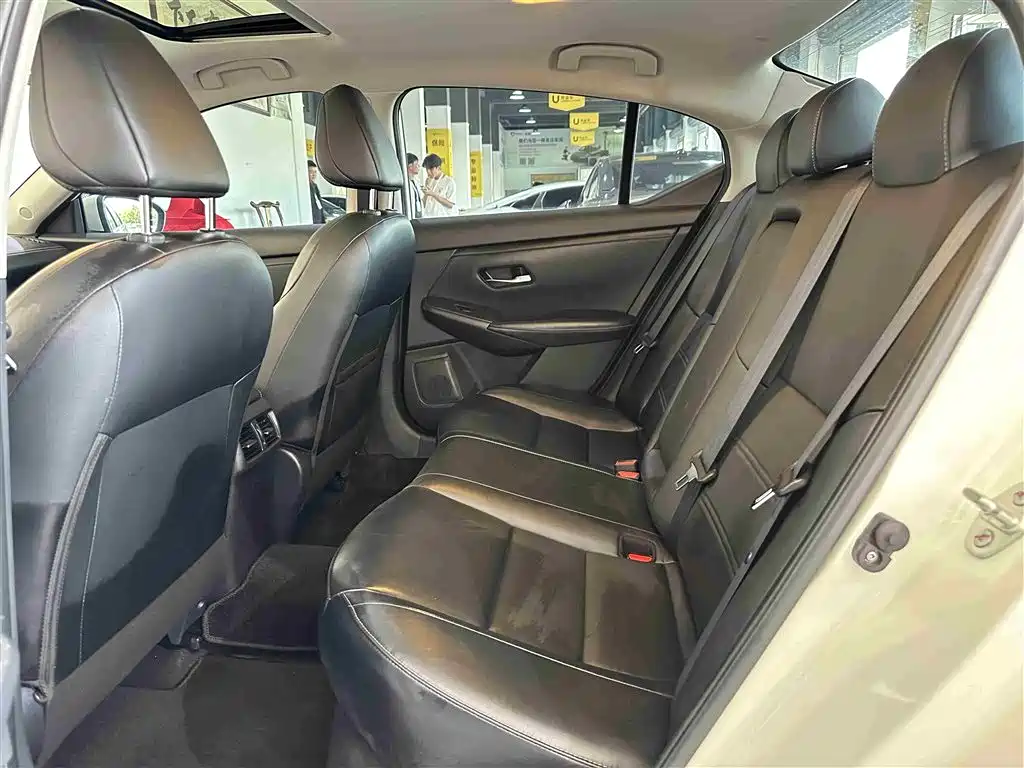 Sylphy Facelift 1.6 L XL CVT Joy