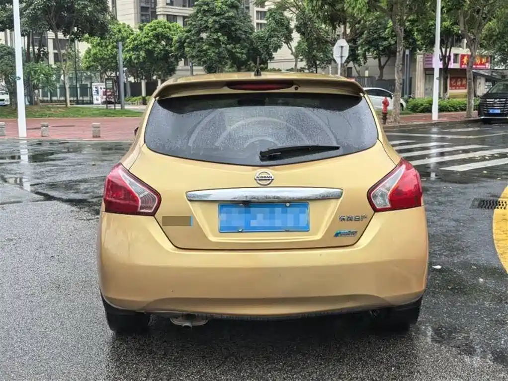 Tiida 1.6 L CVT Comfort