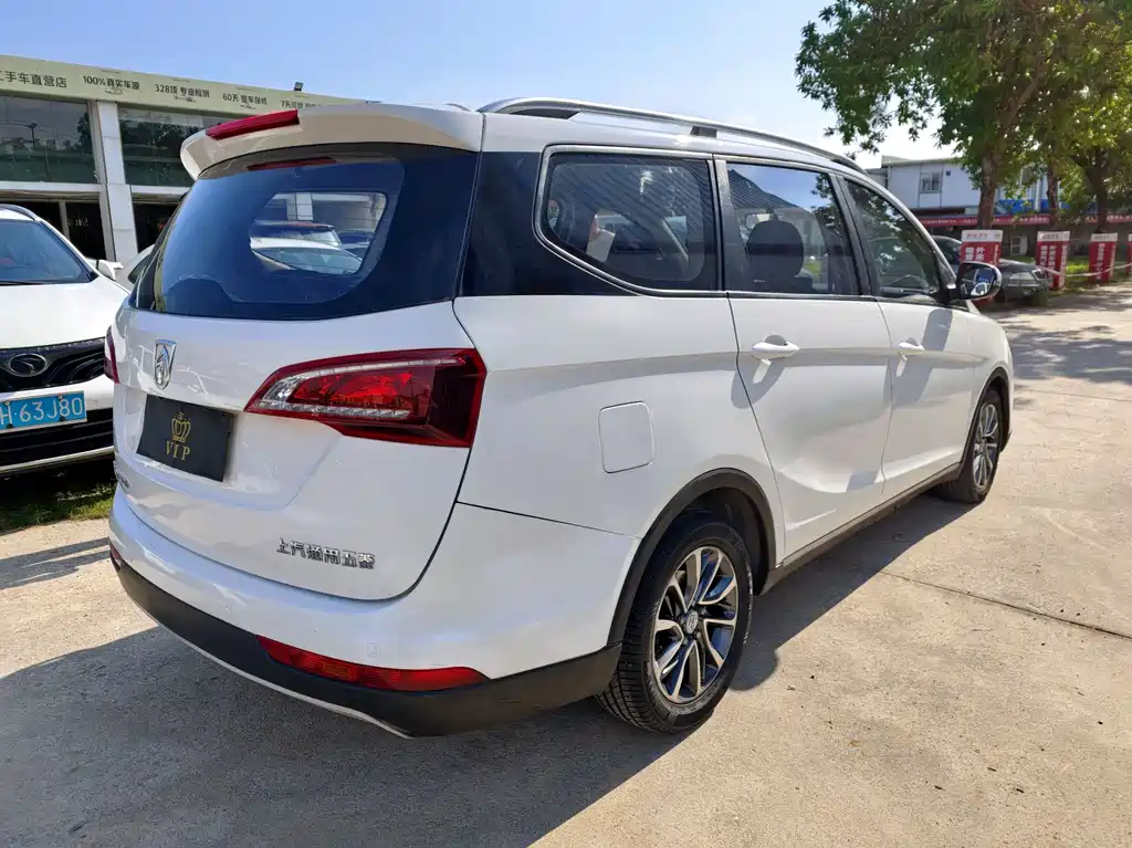 Baojun 730 1.5 T CVT Fashion 7-seat CN-VI