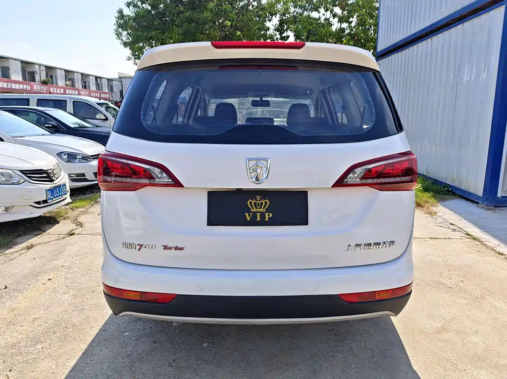 Baojun 730 1.5 T CVT Fashion 7-seat CN-VI