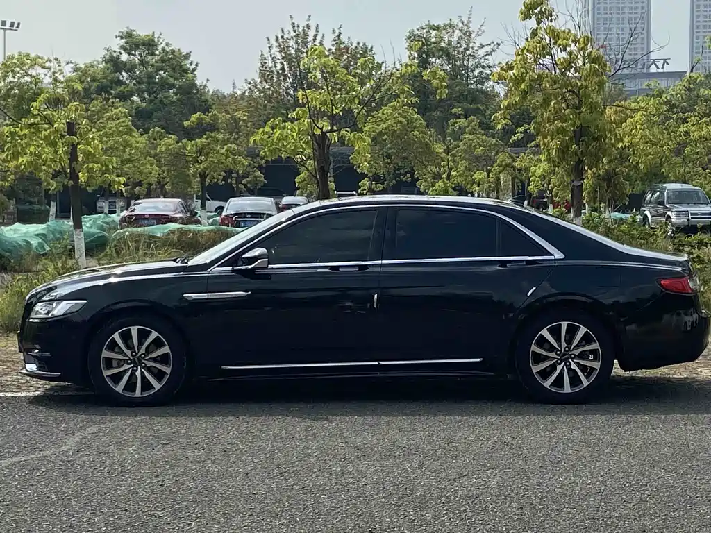 Lincoln Continental 2.0 T 2 WD Premium