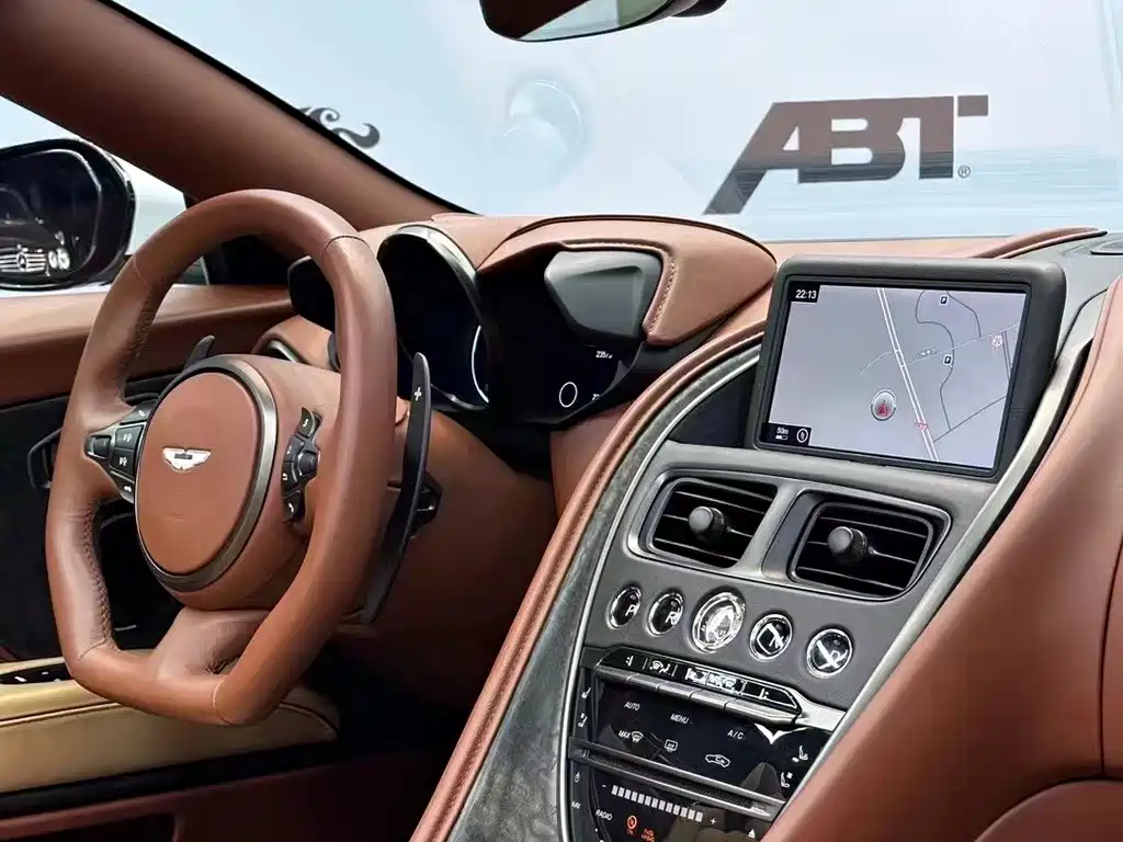 Aston Martin DBS 阿斯顿·马丁DBS 2020款 DBS Superleggera V12 Volante