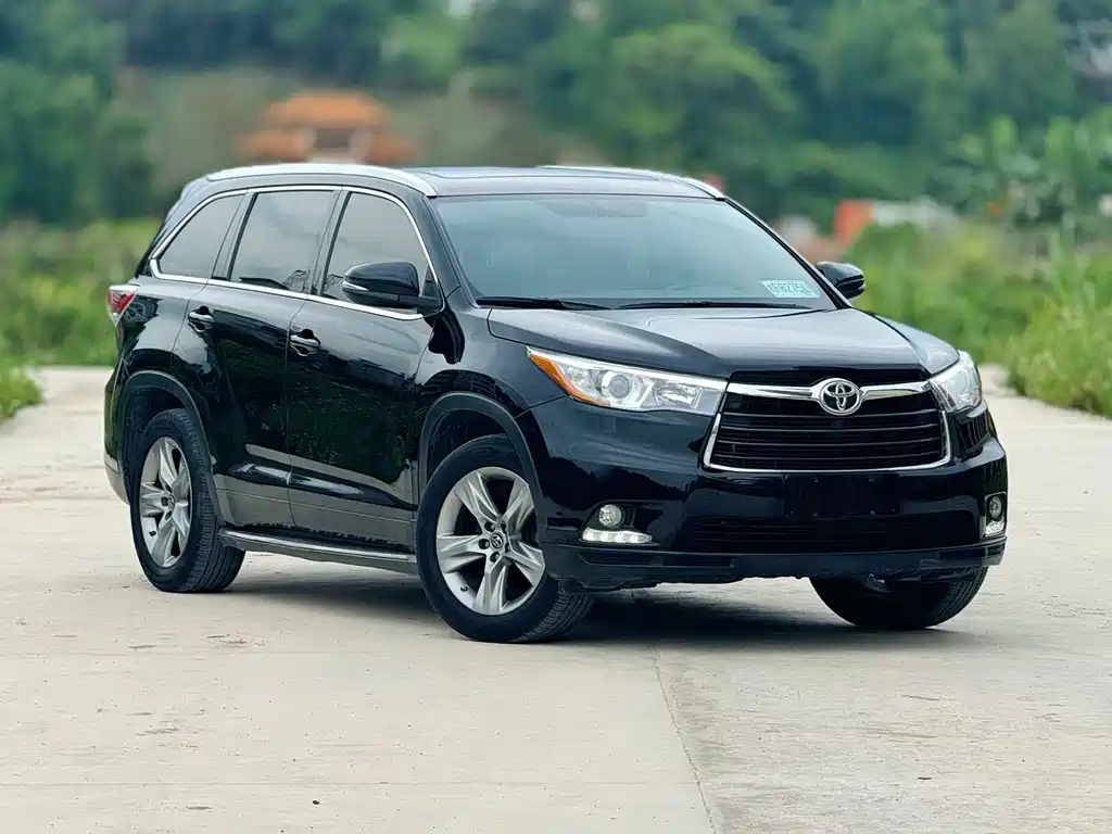Highlander 2.0 T 4 WD Luxury 7-seat