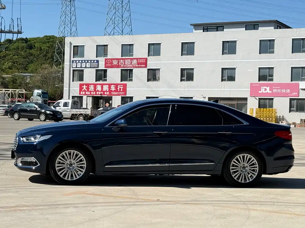 Taurus EcoBoost 245 Luxury