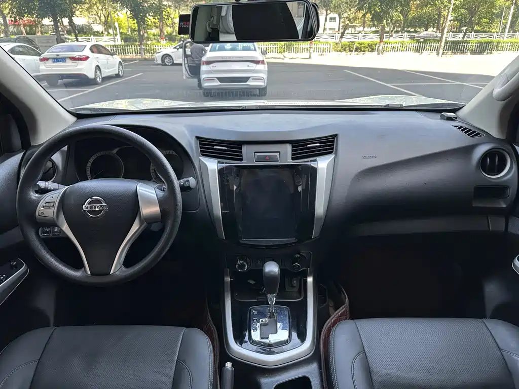 Terra 2.5 L XL Upper 4 WD Auto 4 WD Luxury