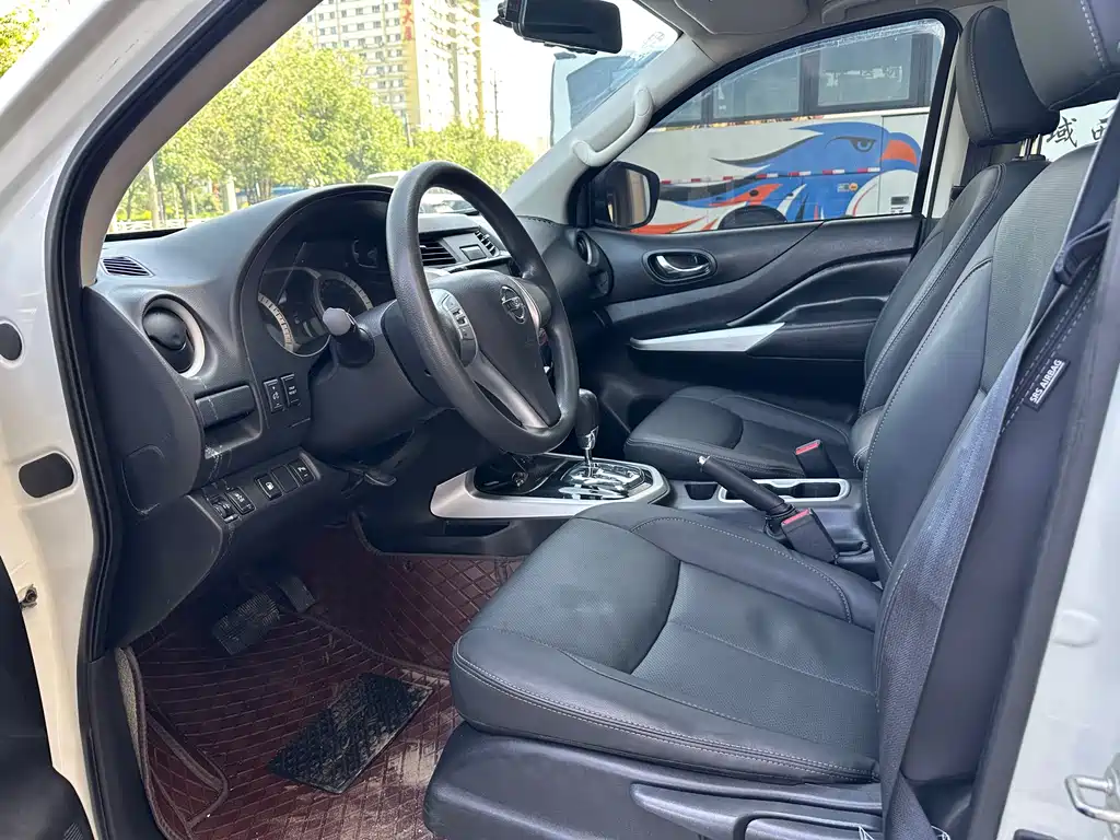 Terra 2.5 L XL Upper 4 WD Auto 4 WD Luxury