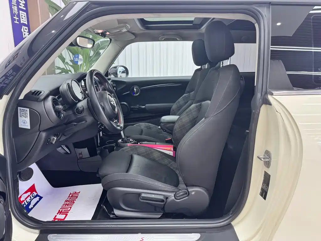 MINI 2.0 T COOPER S Fun