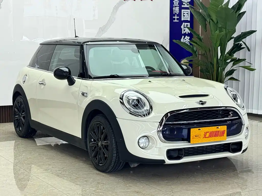 MINI 2.0 T COOPER S Fun
