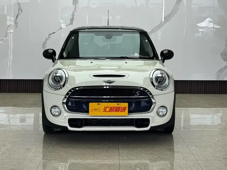 MINI 2.0 T COOPER S Fun