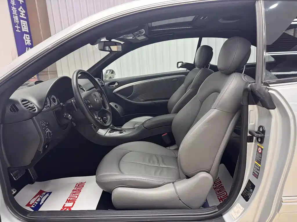 Mercedes-Benz CLK-Class CLK 280 2-door Coupe