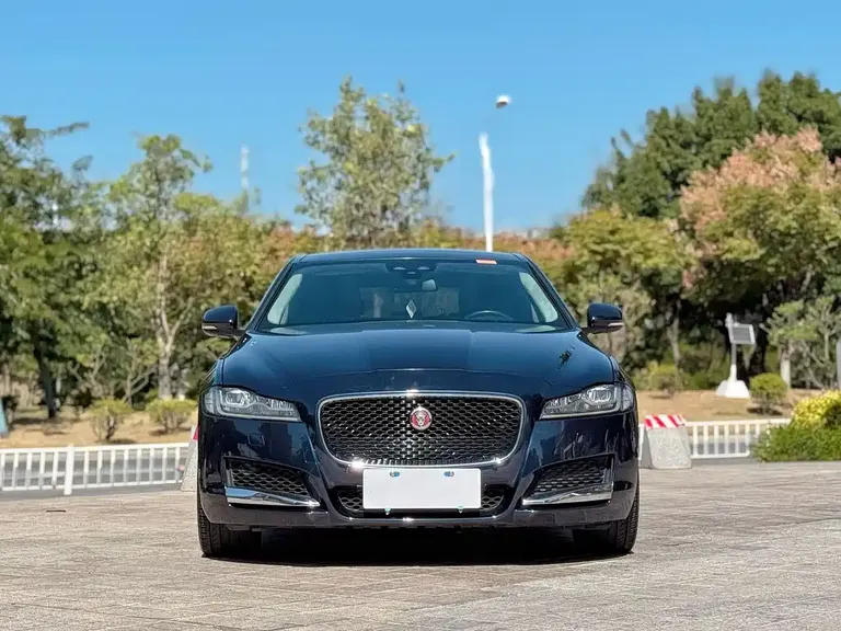 Jaguar XFL XFL 2.0 T 250 PS Luxury