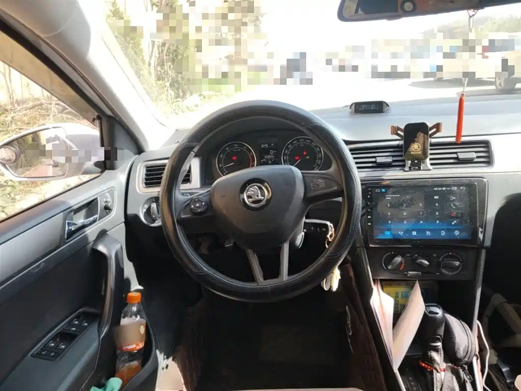 Rapid Spaceback 昕动 2014款 1.6 L 自动悦享版