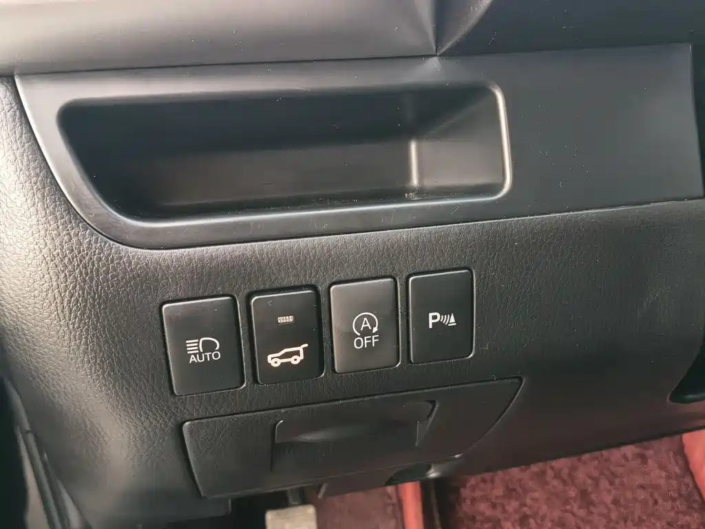 Highlander 2.0 T 4 WD Luxury 7-seat CN-V
