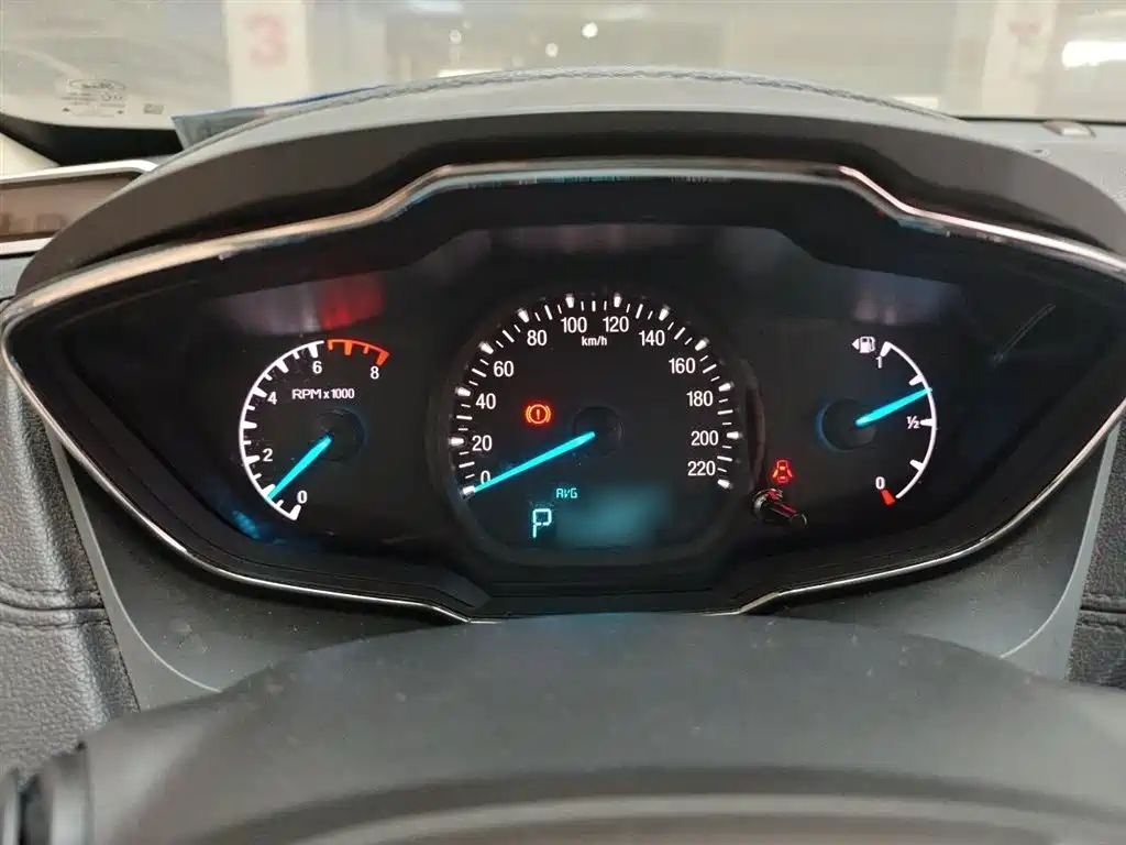 Escort Happy 1.5 L Auto Fashion