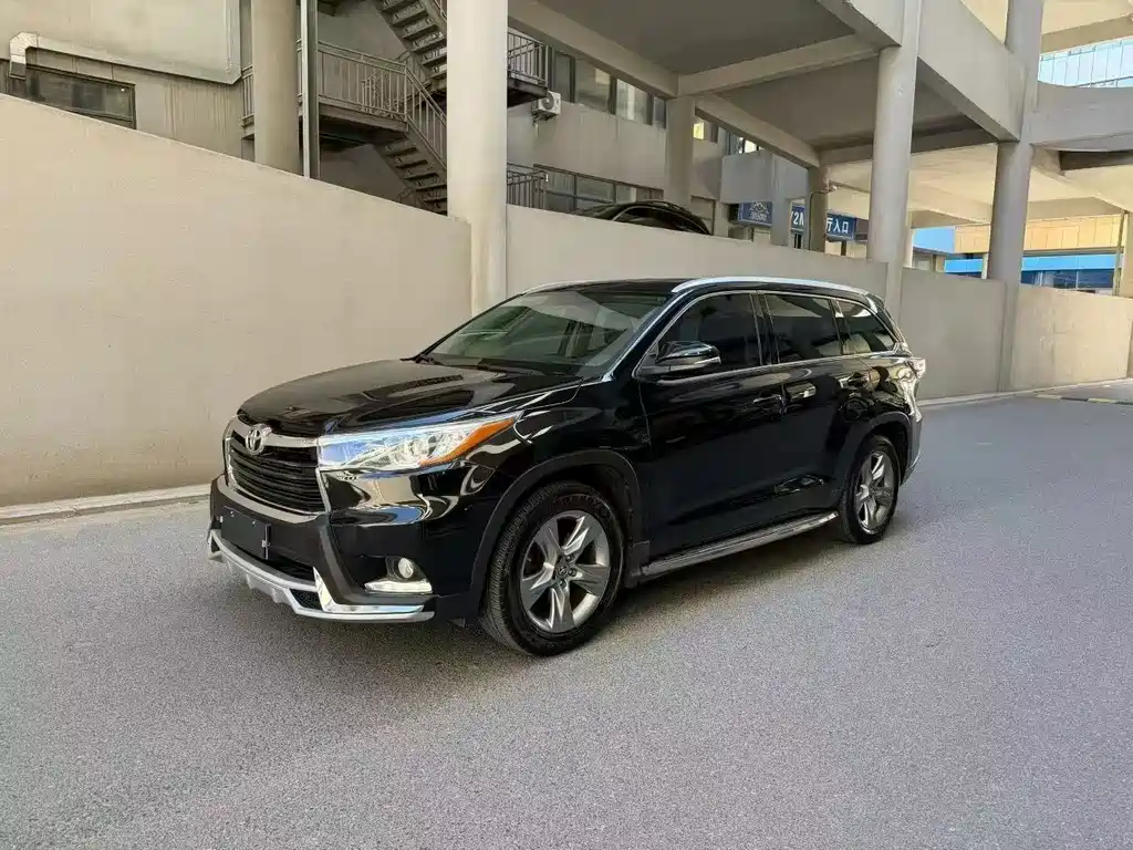 Highlander 2.0 T 4 WD Luxury 7-seat