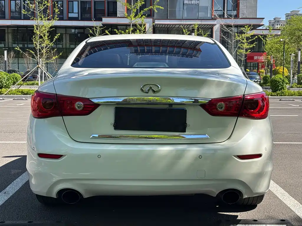 Infiniti Q50 L 2.0 T Joy