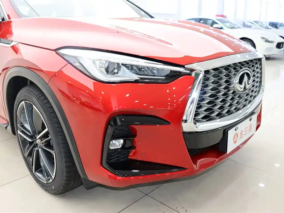 Infiniti QX55 2.0 T 4 WD Shine Motion
