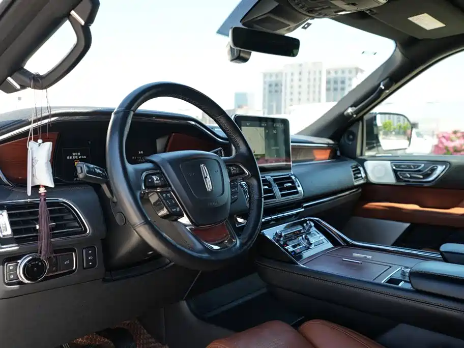 Navigator 3.5 T Honor Shine