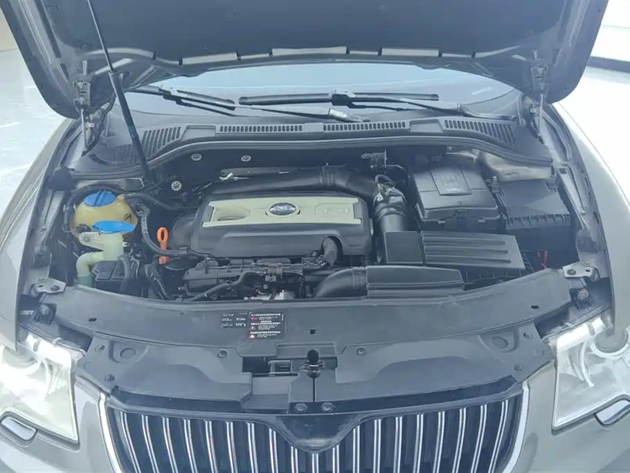 Superb 1.8 TSI Auto Grace
