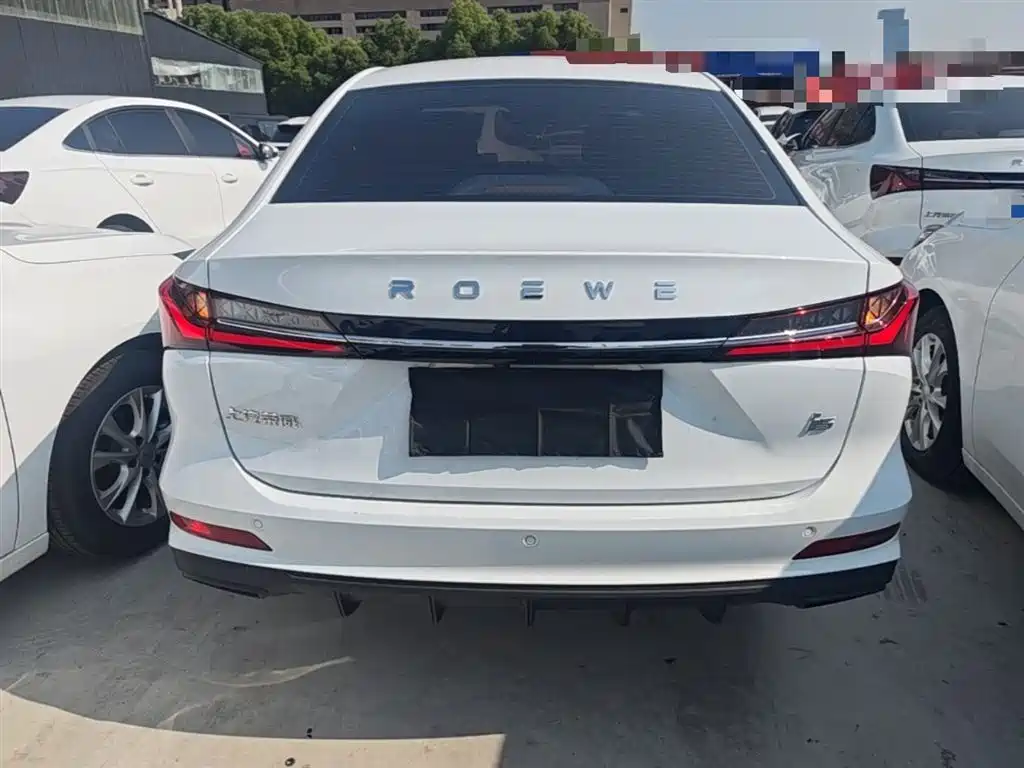 Roewe i5 1.5 L CVT Luxury