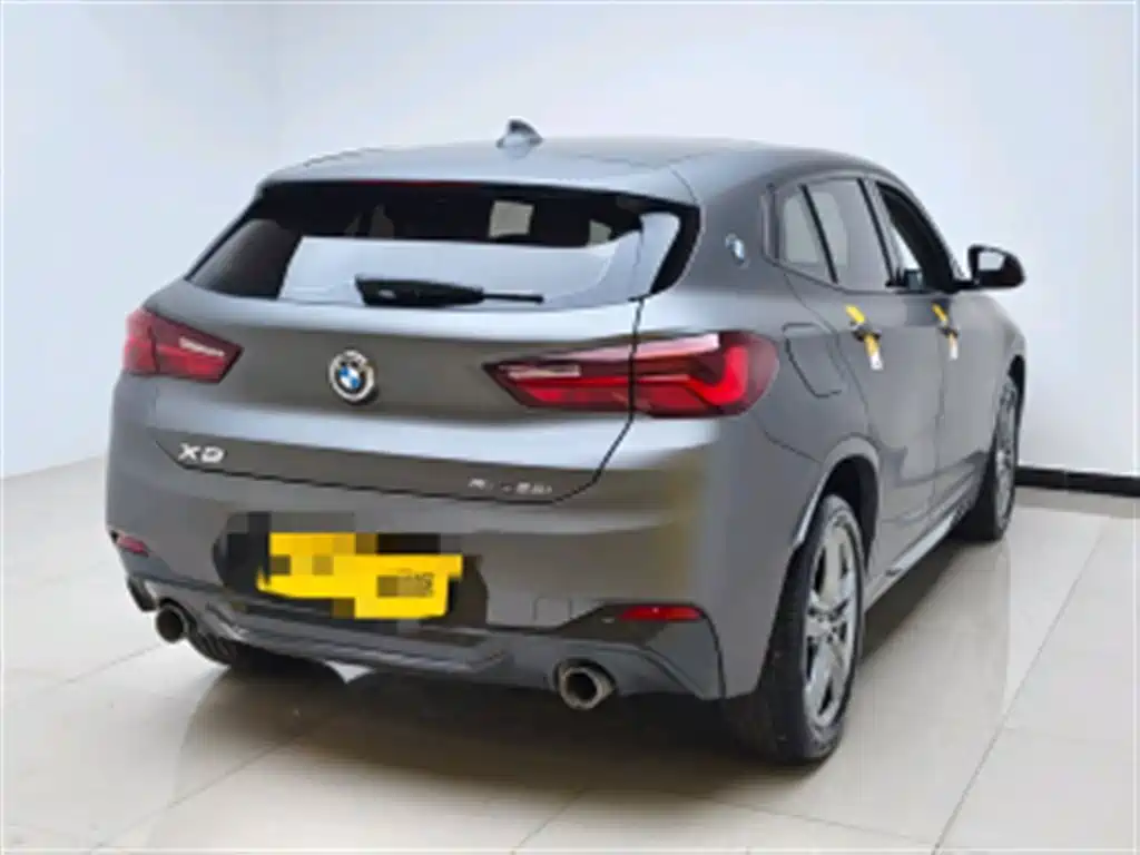 BMW X2 sDrive25 i Night