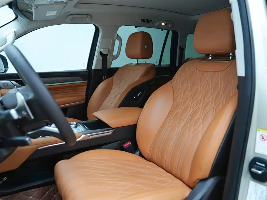 Tank 500 3.0 T Business Realm 5-seat