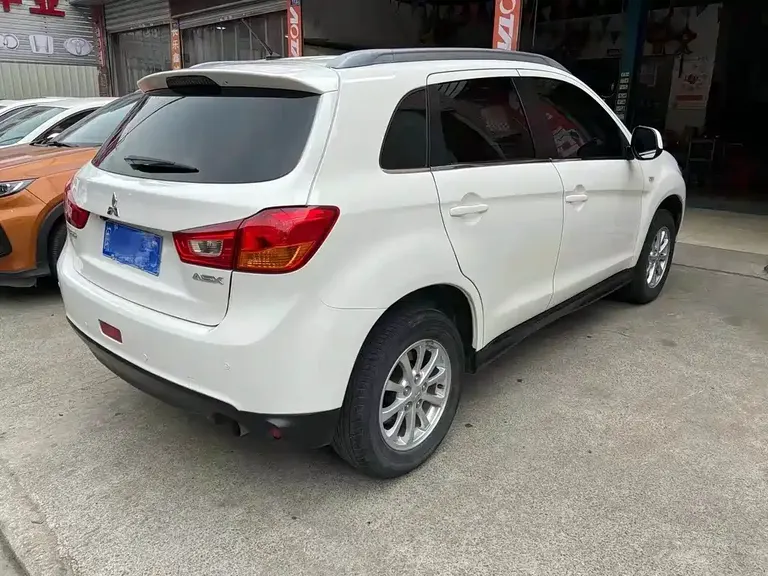 Mitsubishi ASX 1.6 L Manual 2 WD Standard
